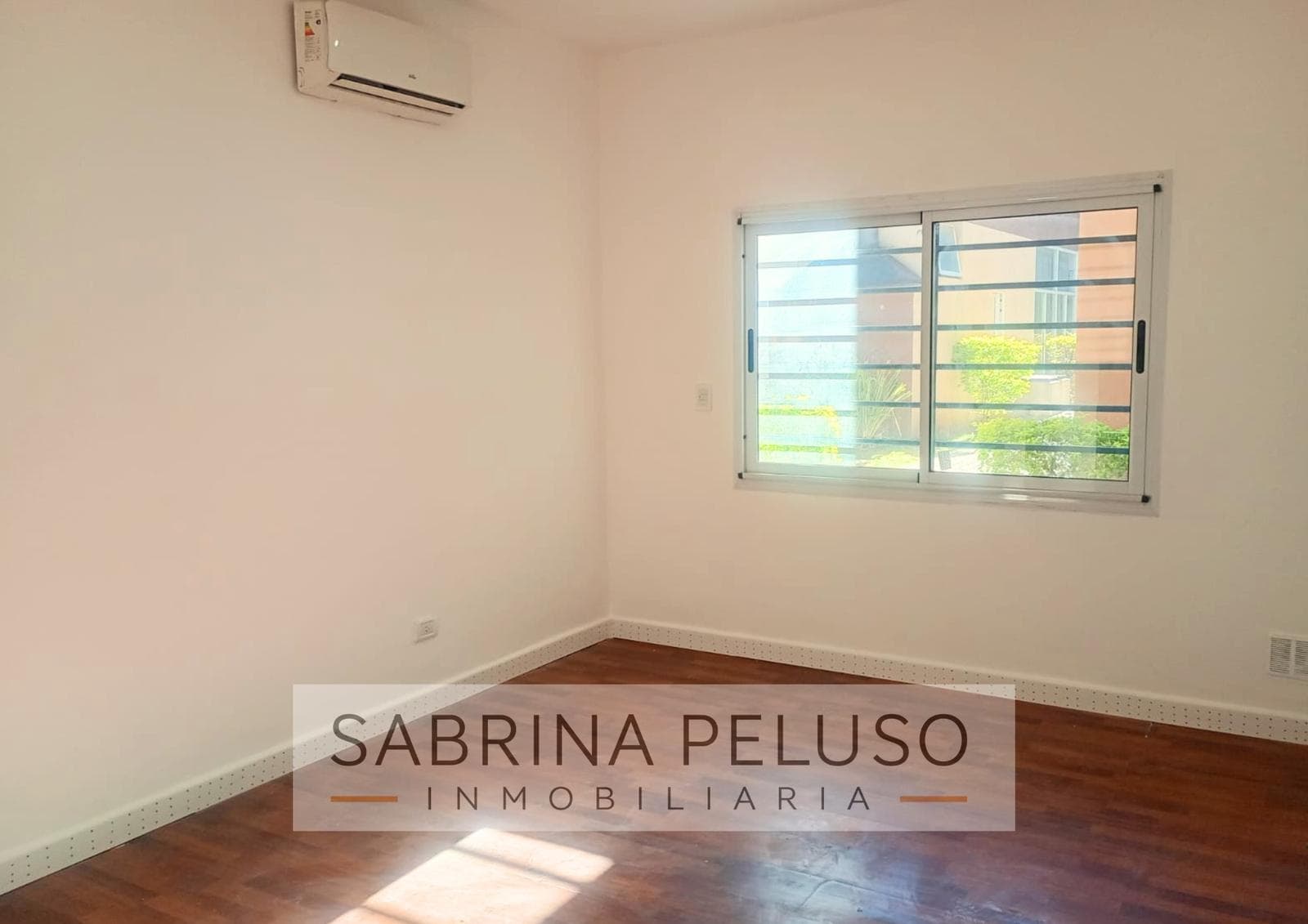 2-Bedroom Apartment for Rent with Parking Space - La Palmera Complex - Moreno