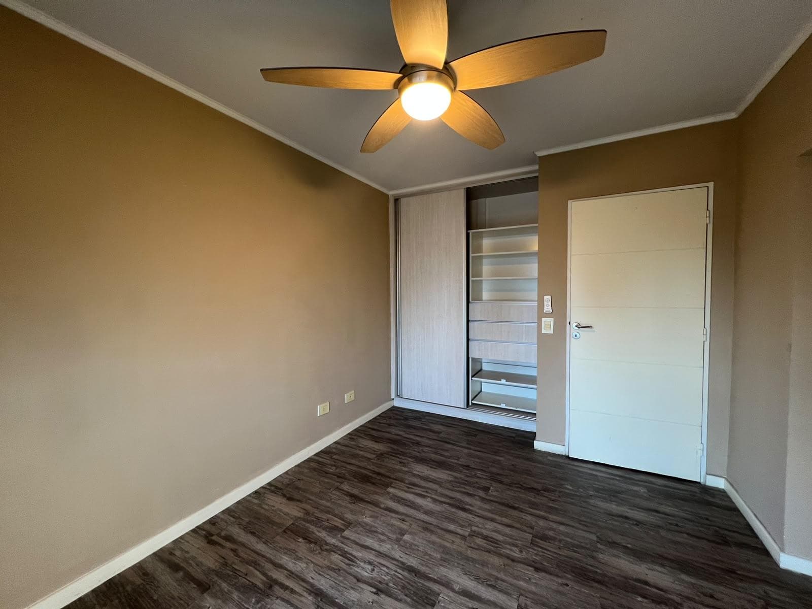BEAUTIFUL APARTMENT FOR SALE