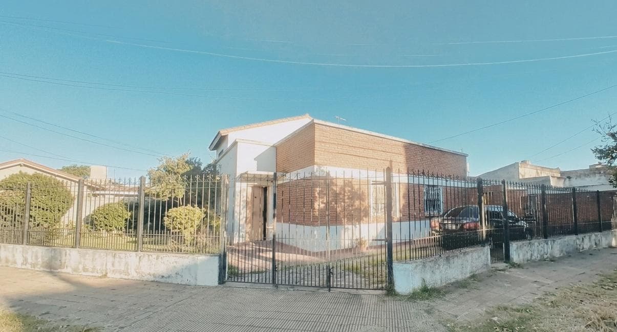 Venta Casa Morón 4 ambientes APTO CREDITO PERMUTA