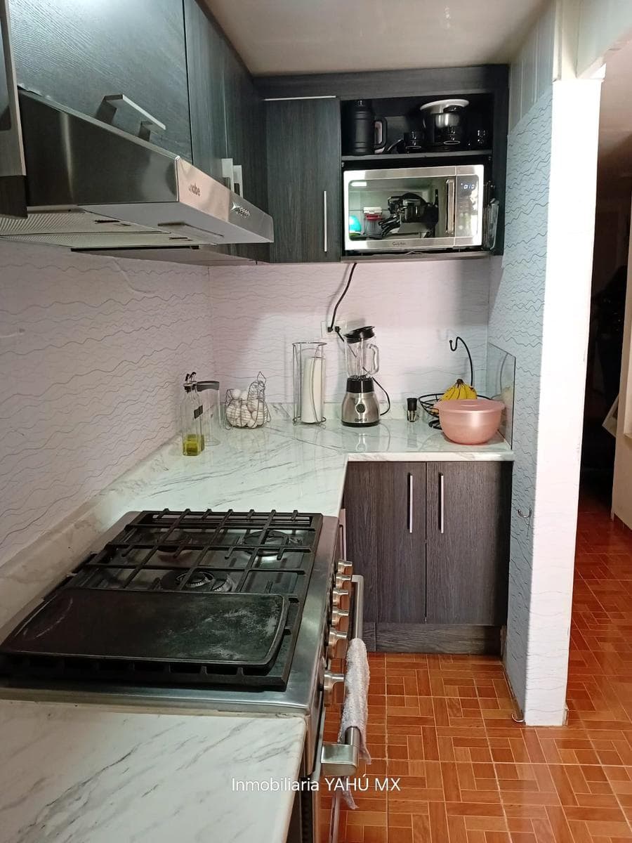 House in Los Reyes Ixtacala, Tlalnepantla, State of Mexico