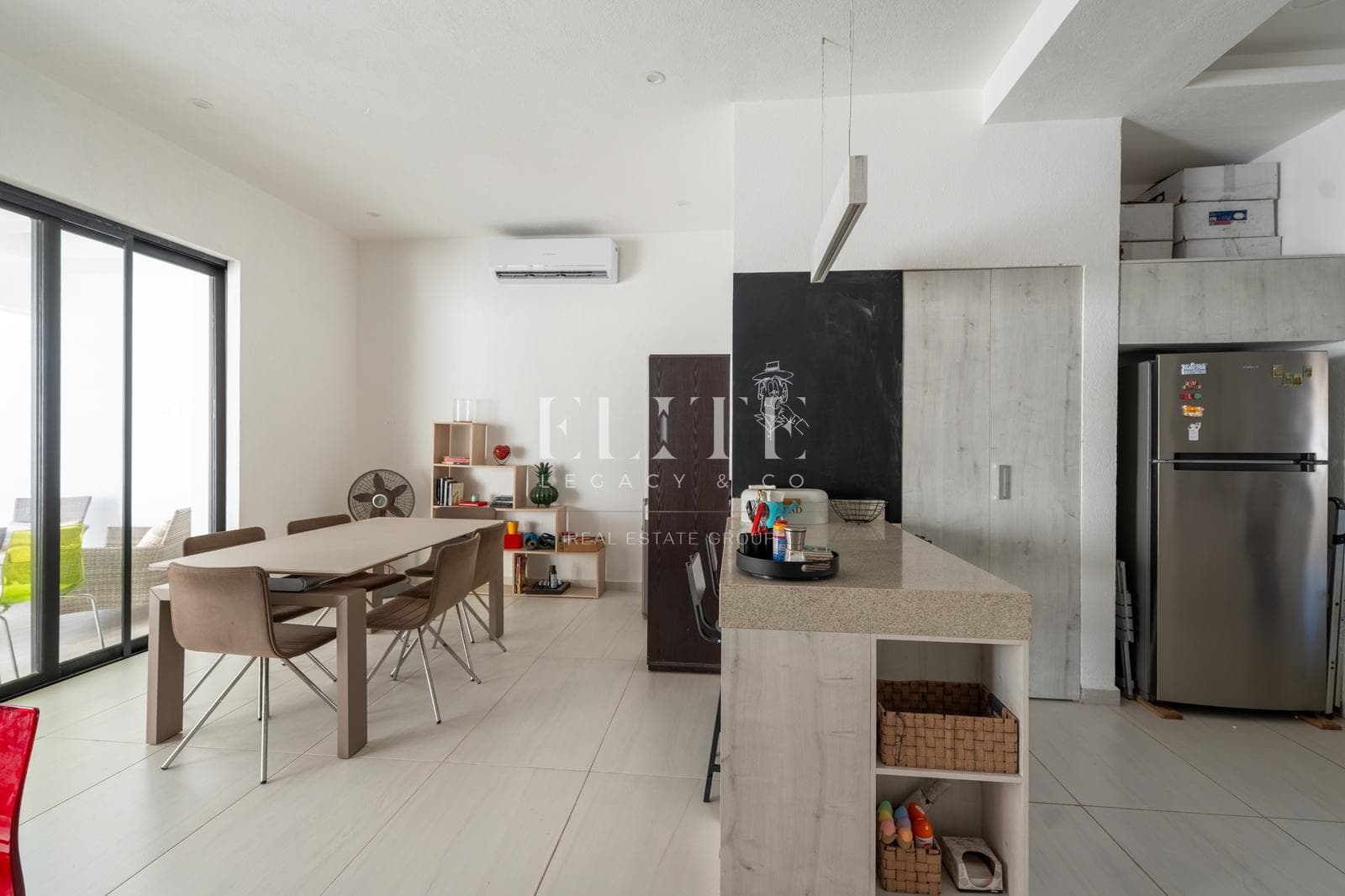 4-Bedroom House for Sale in Residencial Río
