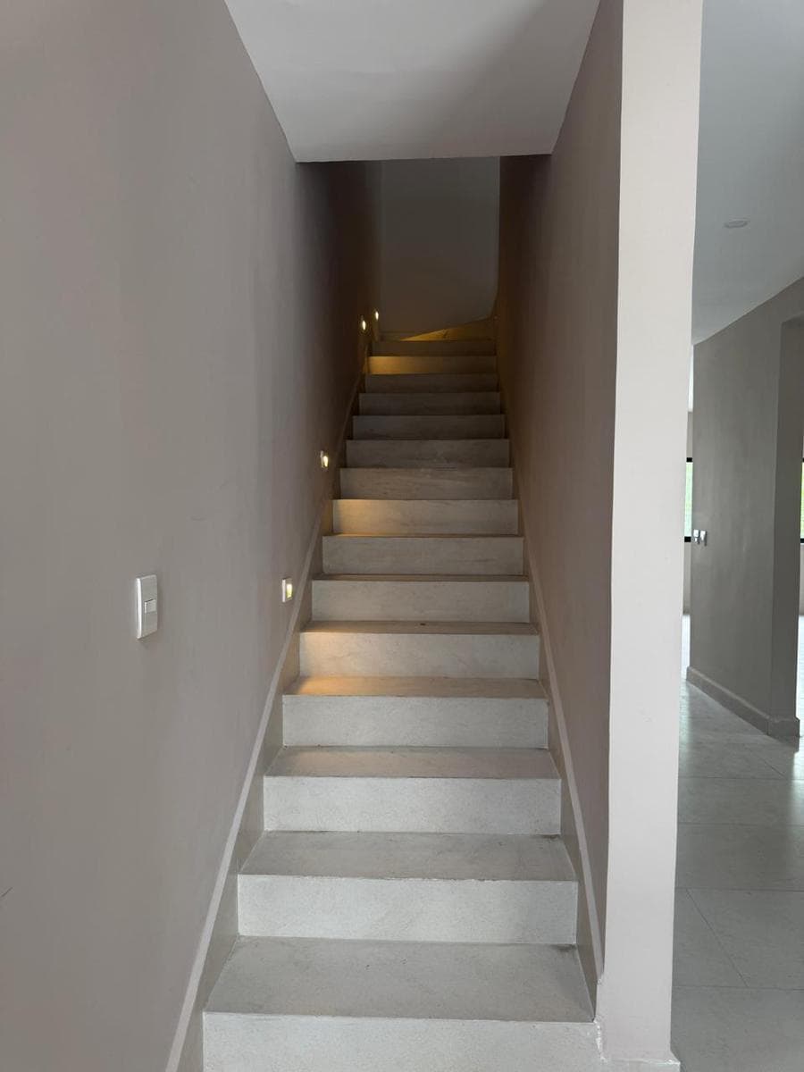 CASA EN VENTA CUMBRES ELITE PREMIER