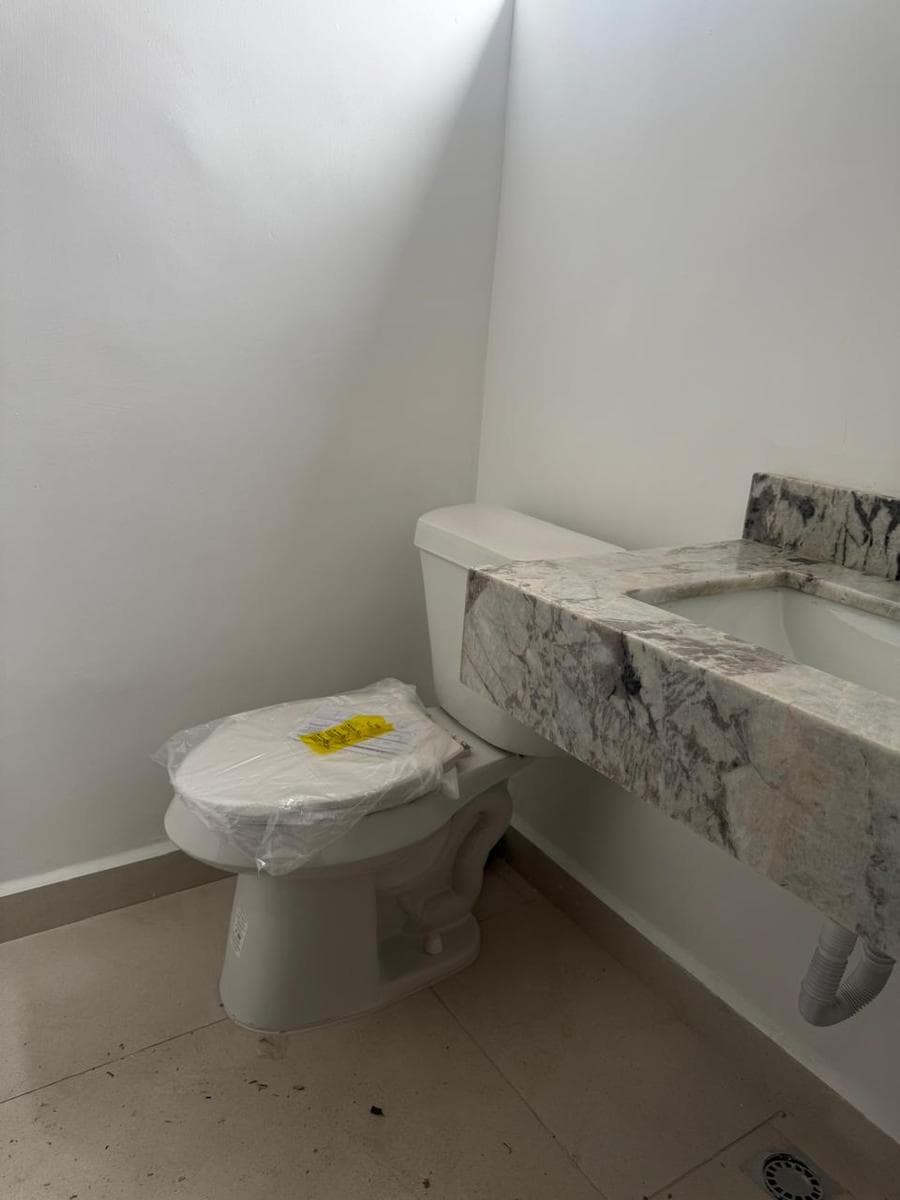 CASA EN VENTA CUMBRES ELITE PREMIER