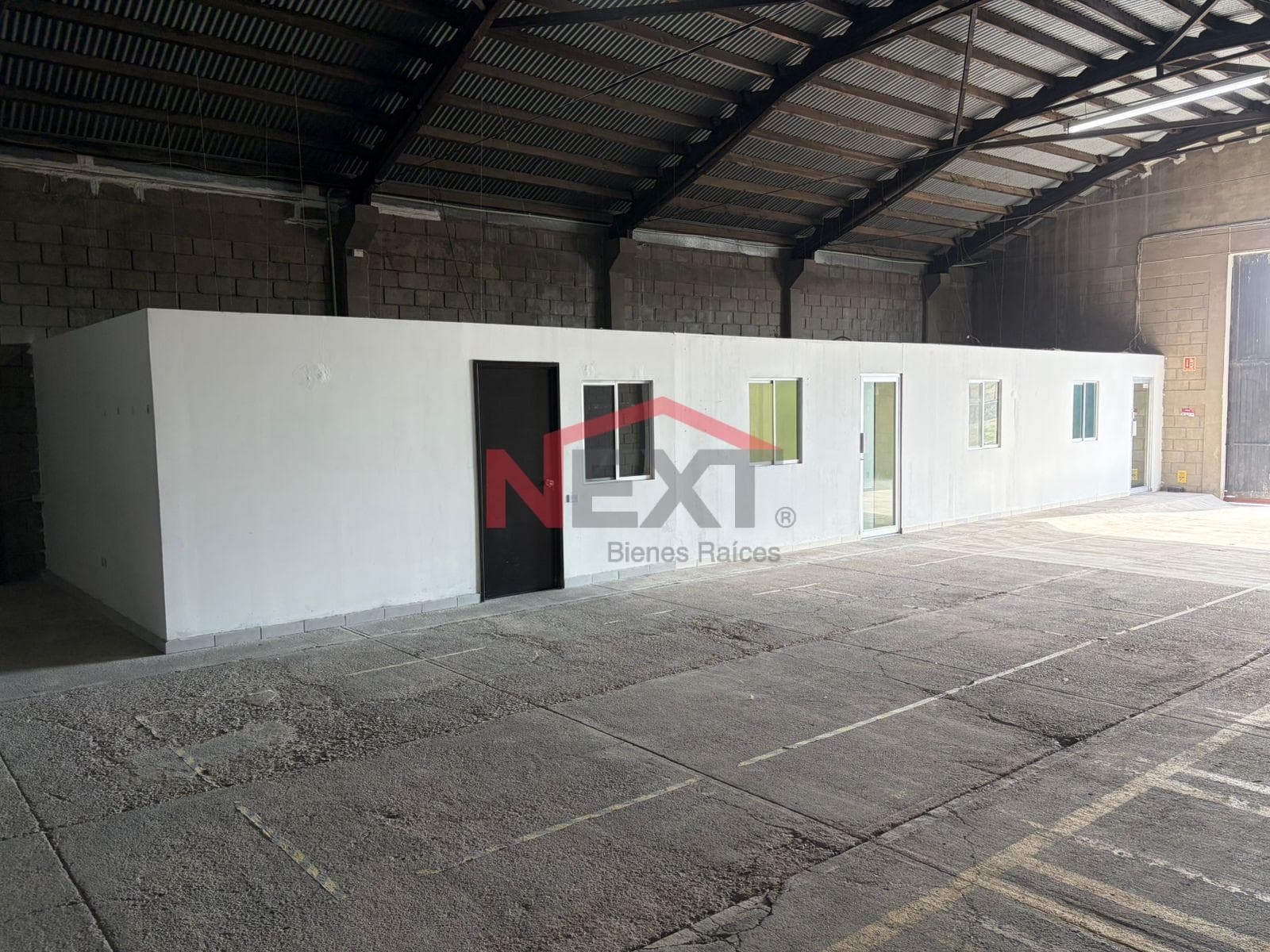 BODEGA COMERCIAL EN RENTA COL.COUNTRY CLUB