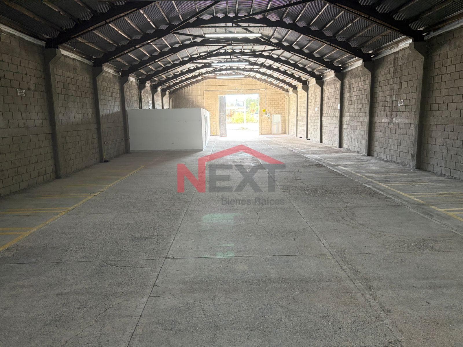 BODEGA COMERCIAL EN RENTA COL.COUNTRY CLUB