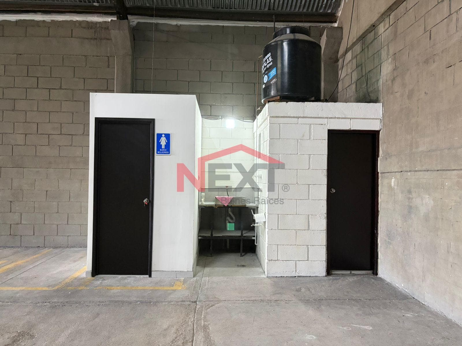 BODEGA COMERCIAL EN RENTA COL.COUNTRY CLUB