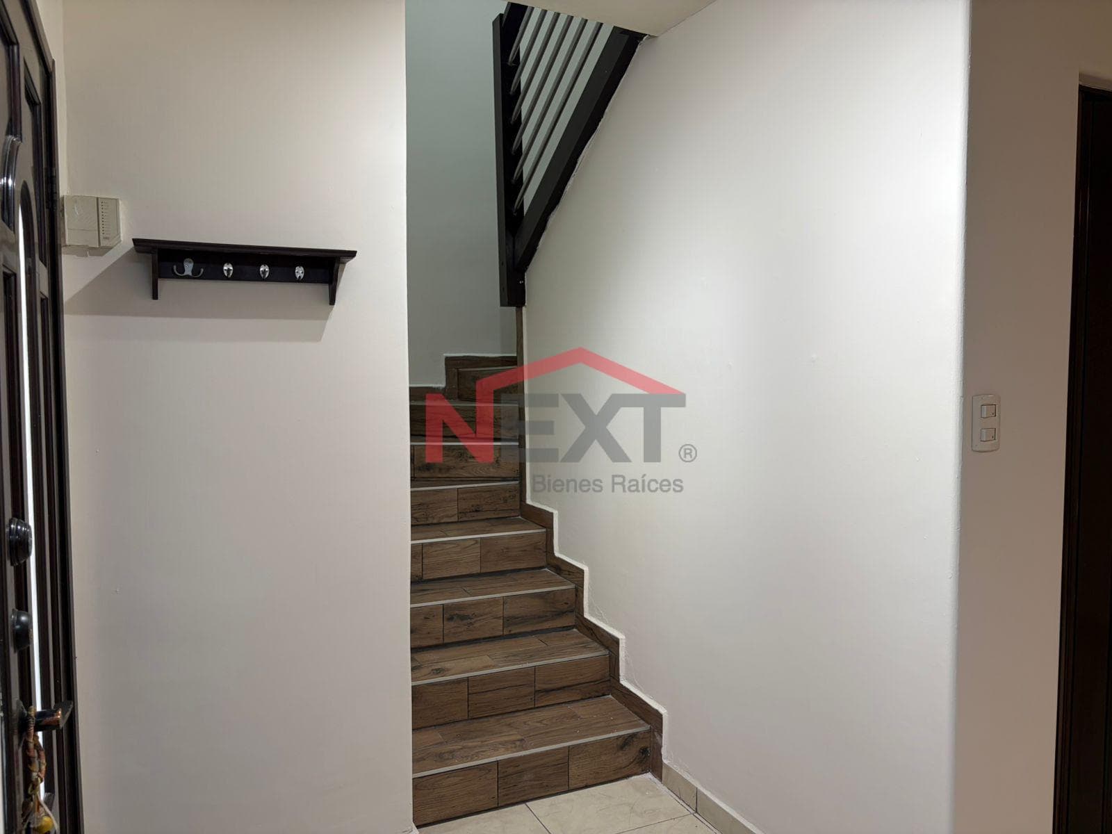 CASA EN VENTA COL. TULIPANES II