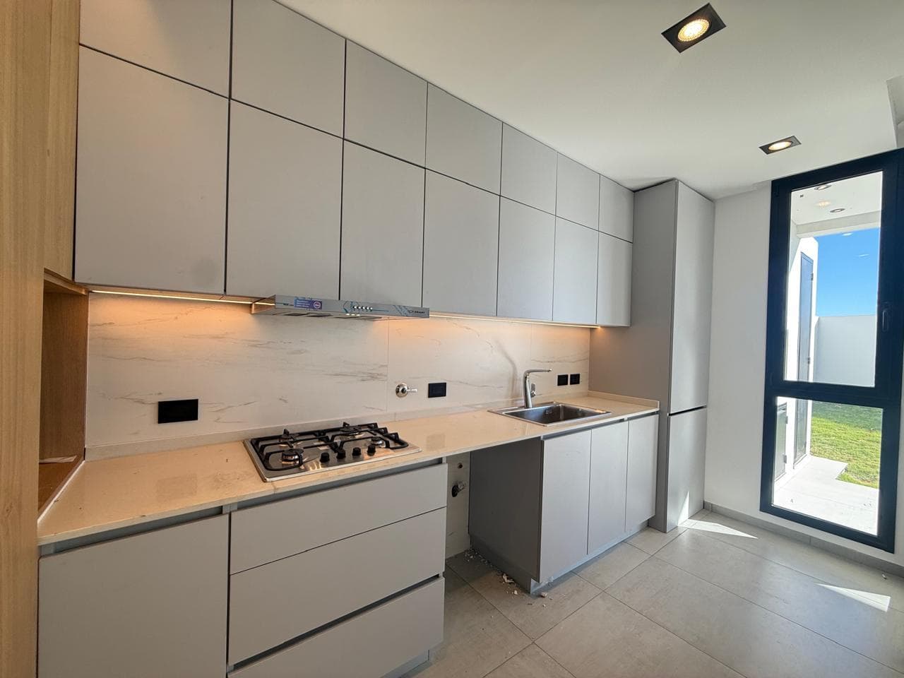 Luxury Duplex for Sale: 3 Bedrooms - Campo Chico