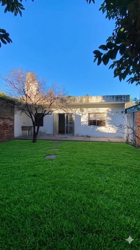 For Sale - 1-Bedroom Row House (not a Condo) - Parque Casados, Rosario