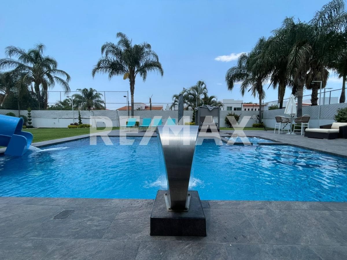 House for Sale in Morelos, Lomas de Cocoyoc Subdivision