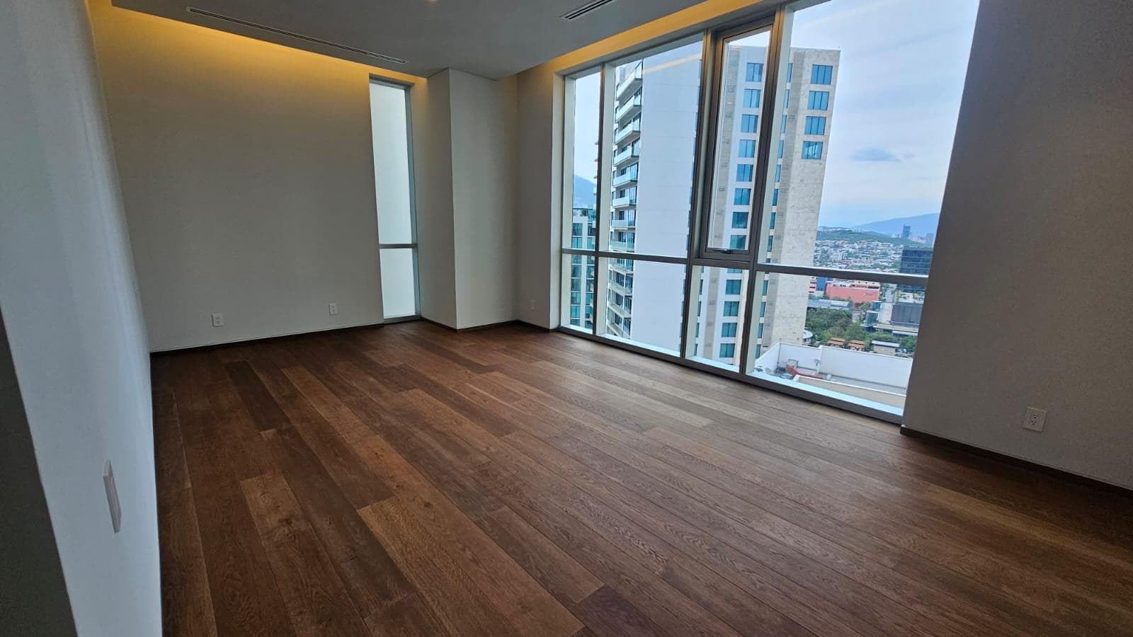 EXCLUSIVO DEPARTAMENTO EN RENTA VENTUM PUNTO CENTRAL