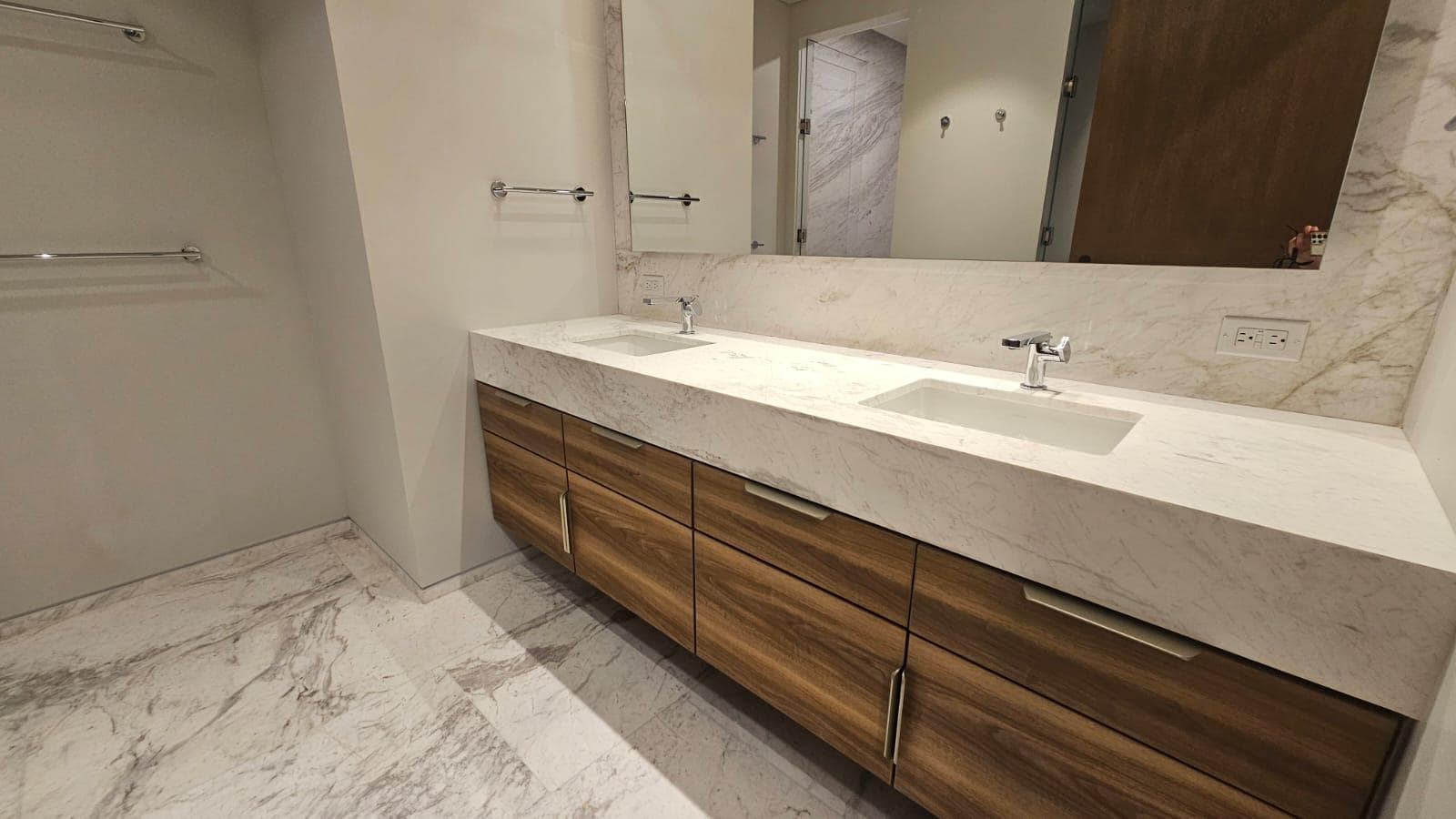 EXCLUSIVO DEPARTAMENTO EN RENTA VENTUM PUNTO CENTRAL