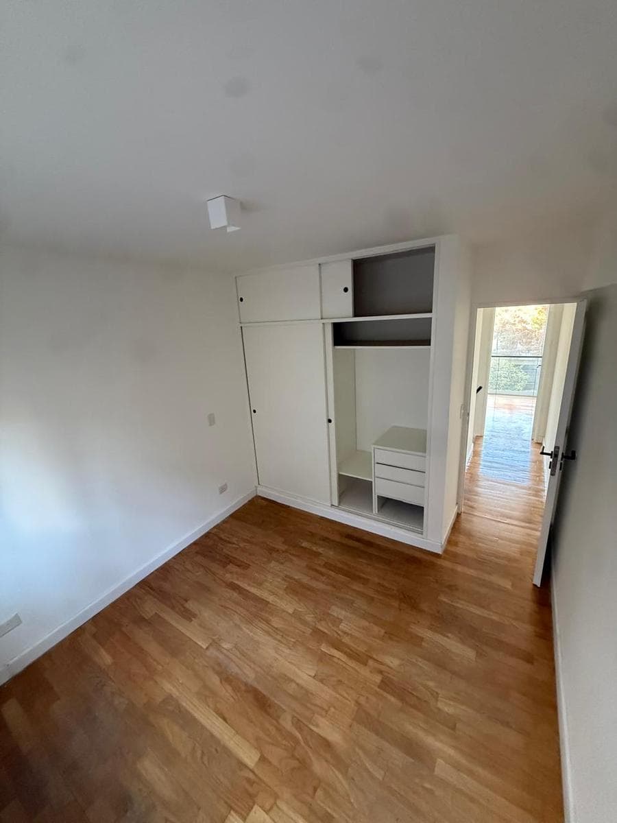 3-room duplex apartment for sale—bright and in an excellent location
