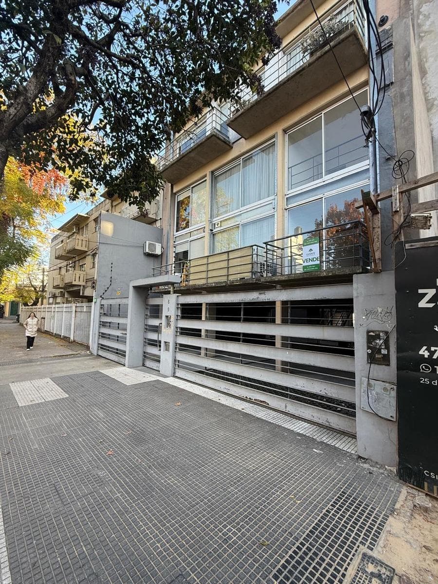 3-room duplex apartment for sale—bright and in an excellent location