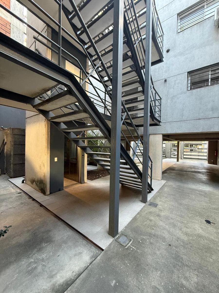 3-room duplex apartment for sale—bright and in an excellent location