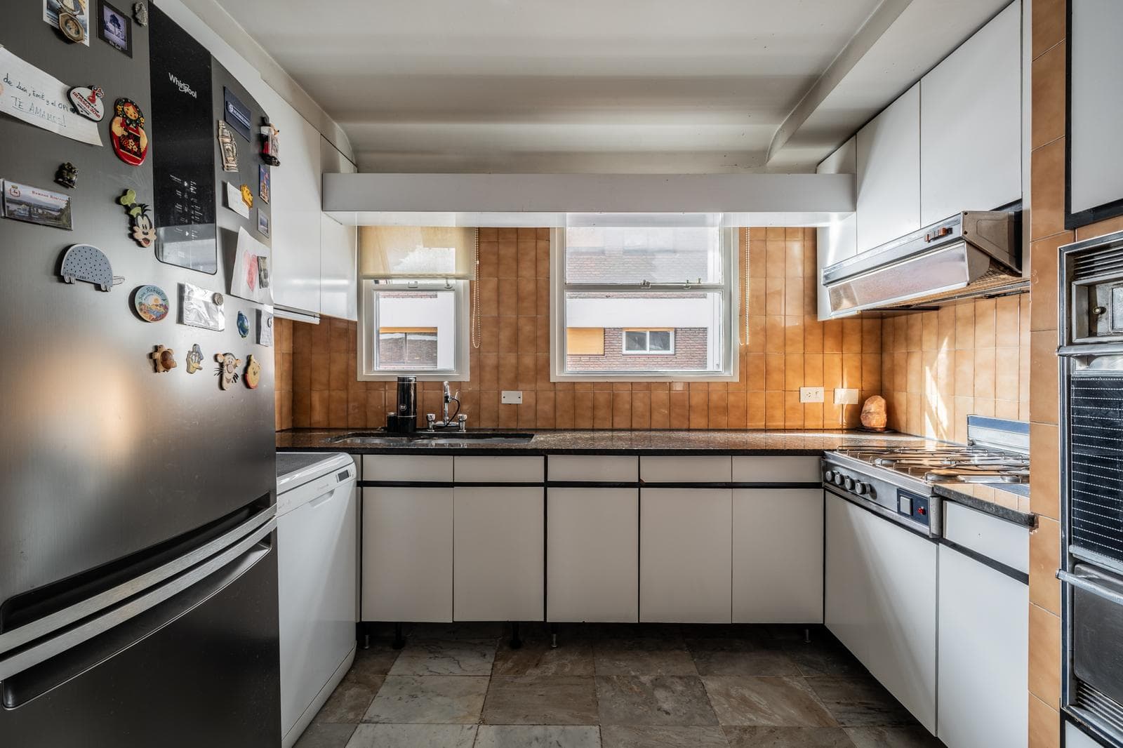 Venta Departamento Barrancas de Belgrano piso alto torre 5 ambientes cochera baulera