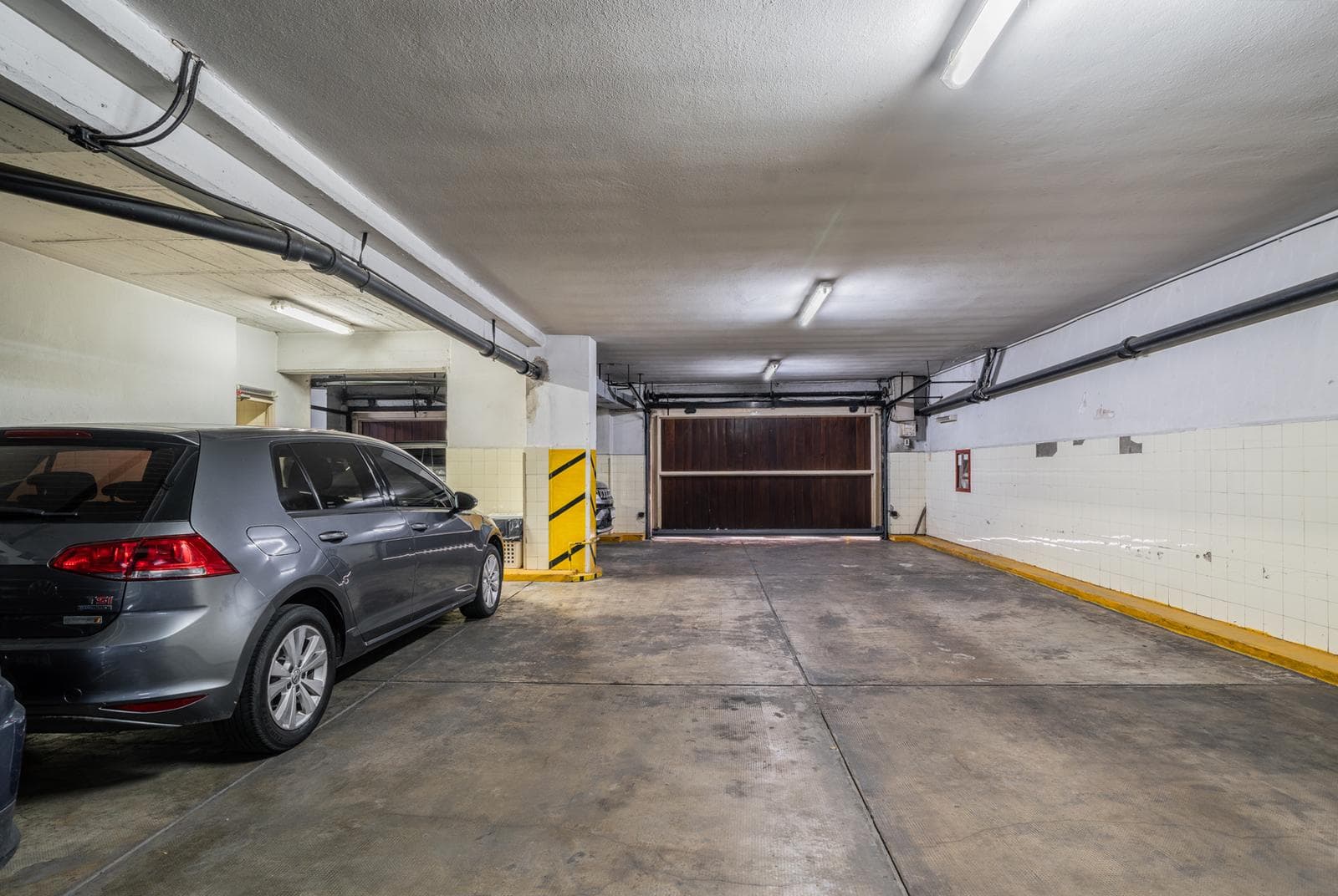 Venta Departamento Barrancas de Belgrano piso alto torre 5 ambientes cochera baulera