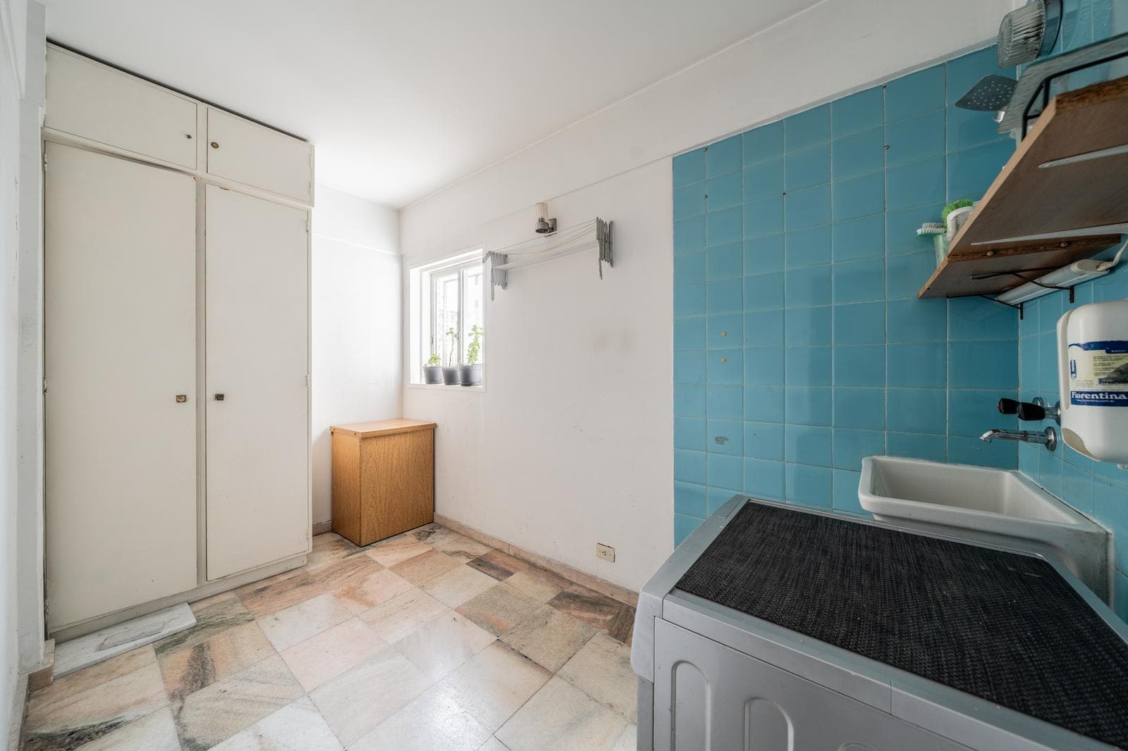 Venta Departamento Barrancas de Belgrano piso alto torre 5 ambientes cochera baulera