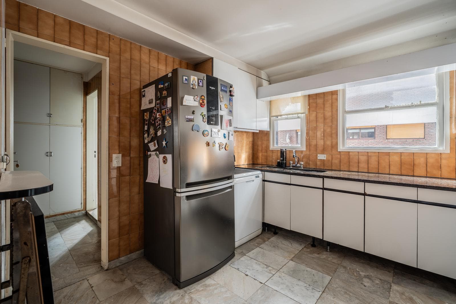 Venta Departamento Barrancas de Belgrano piso alto torre 5 ambientes cochera baulera