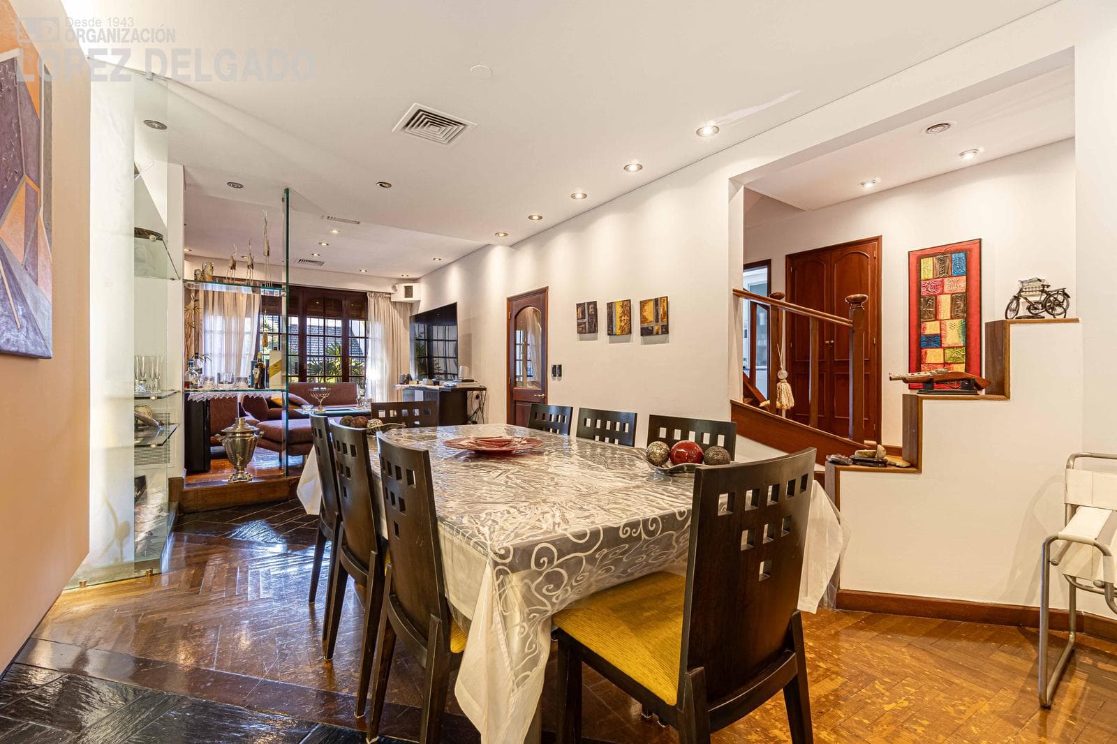 7-room house with a park and pool in Villa del Parque
