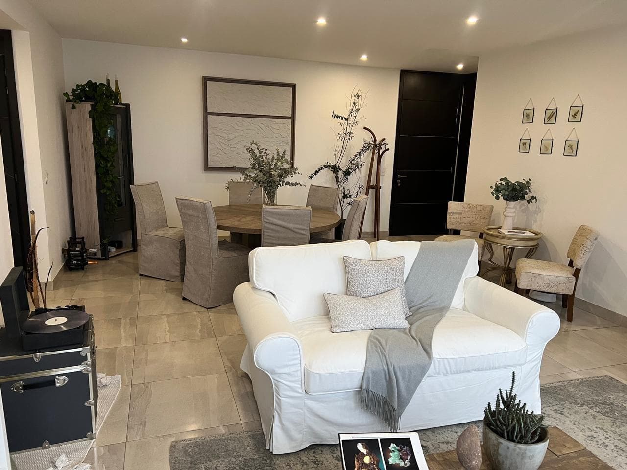 APARTMENT FOR SALE IN TOWERS BOSQUE REAL