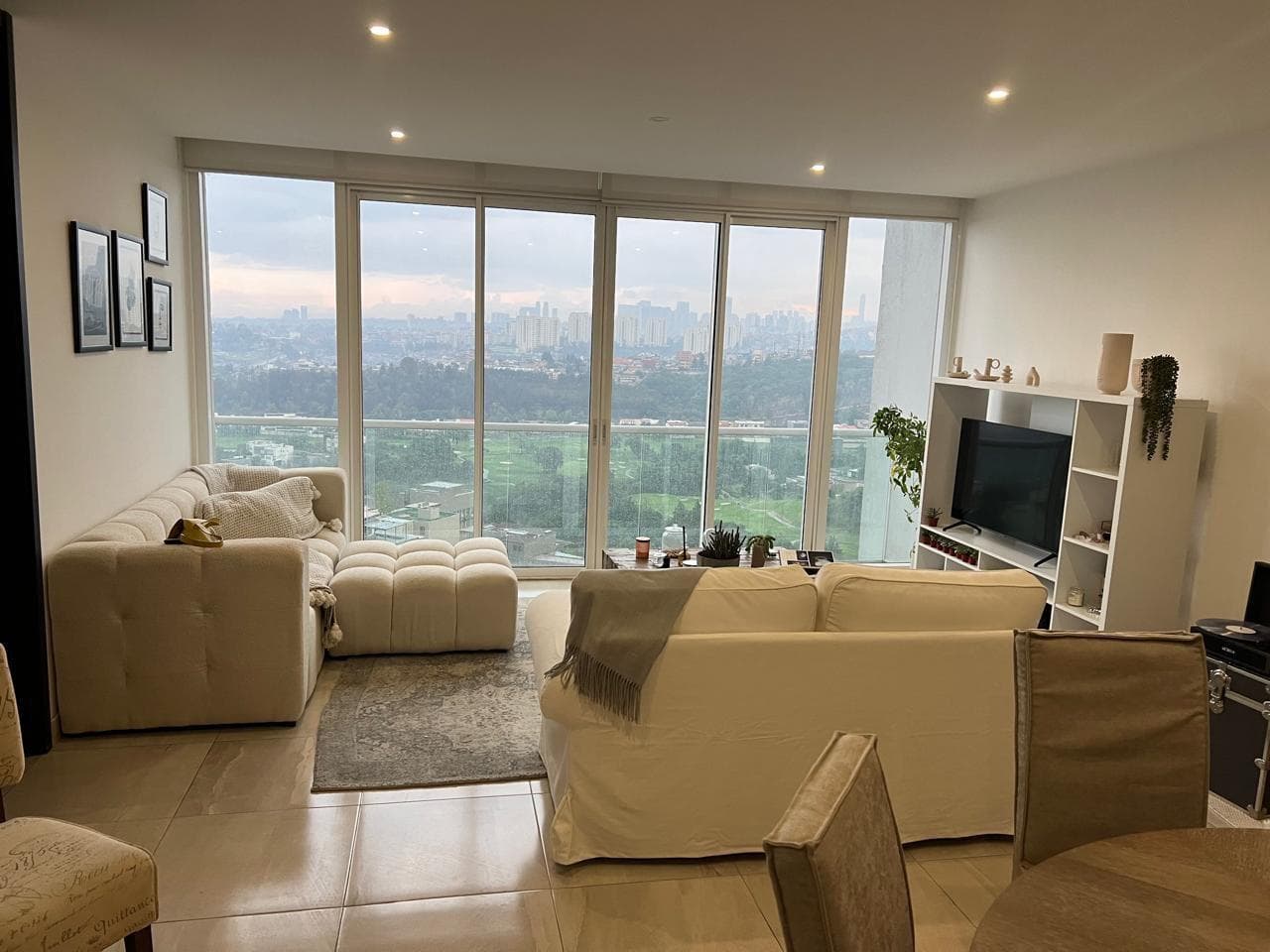 APARTMENT FOR SALE IN TOWERS BOSQUE REAL