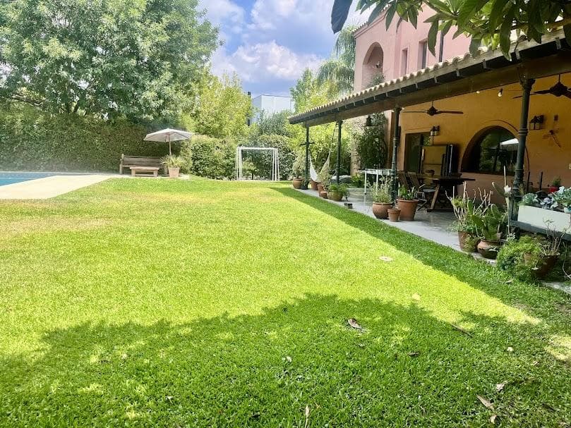 Furnished house for rent for one year. San Isidro Labrador neighborhood