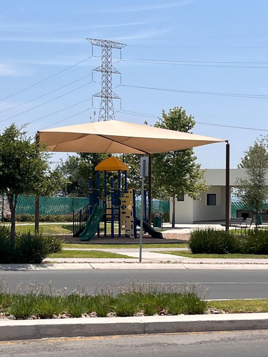 BRAND-NEW, FULLY FURNISHED HOME FOR SALE IN THE VALENCIA NEIGHBORHOOD, EL MARQUÉS, QUERÉTARO