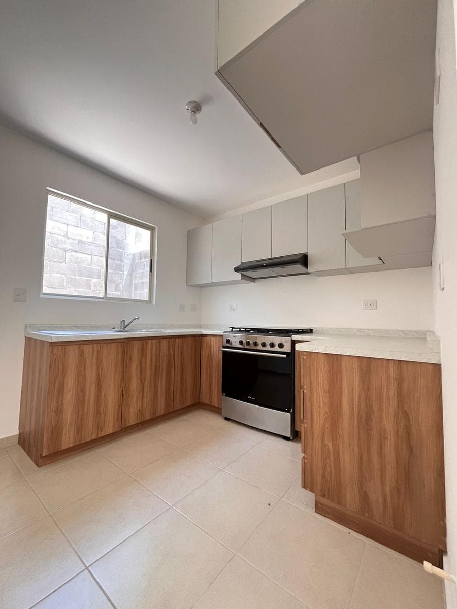 BRAND-NEW, FULLY FURNISHED HOME FOR SALE IN THE VALENCIA NEIGHBORHOOD, EL MARQUÉS, QUERÉTARO