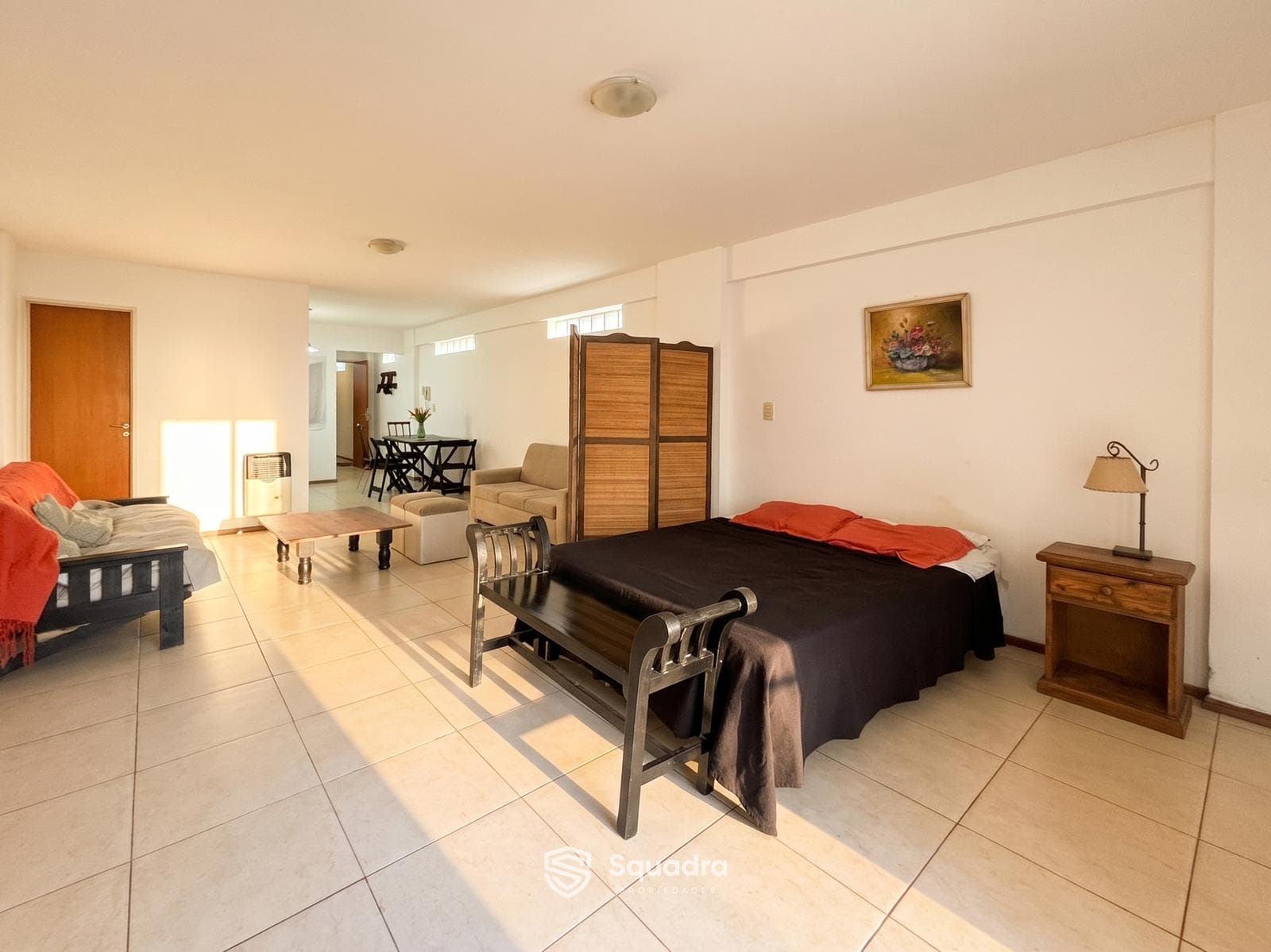 FOR SALE - Studio apartment that can be converted into a two-room unit, with a balcony/terrace. Martin, Rosario.