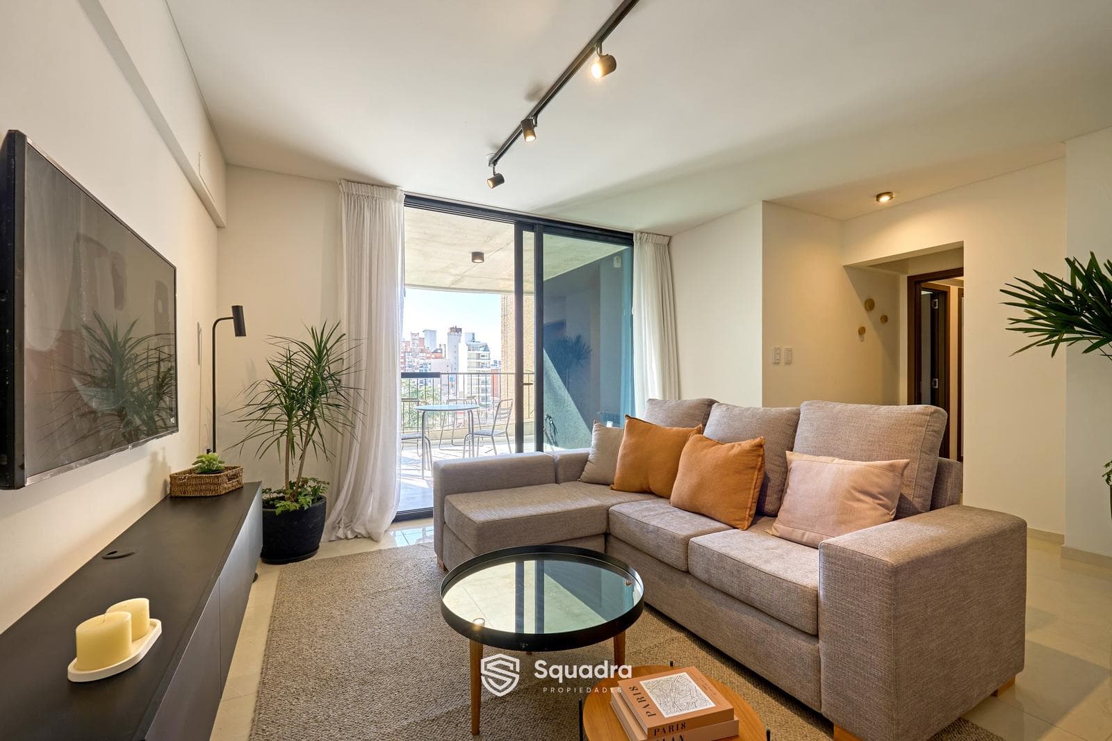 FOR SALE | TRADE - 3-bedroom apartment with a balcony and barbecue area - Downtown, Rosario.