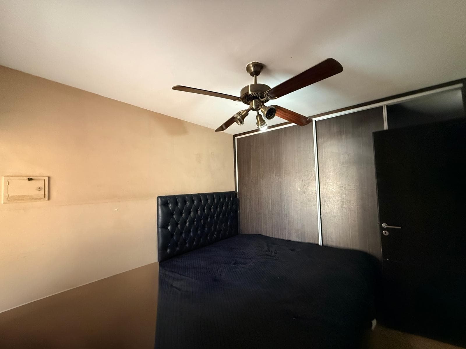 House for Sale Eligible for Financing in the Luzuriaga Maipu Municipal Neighborhood