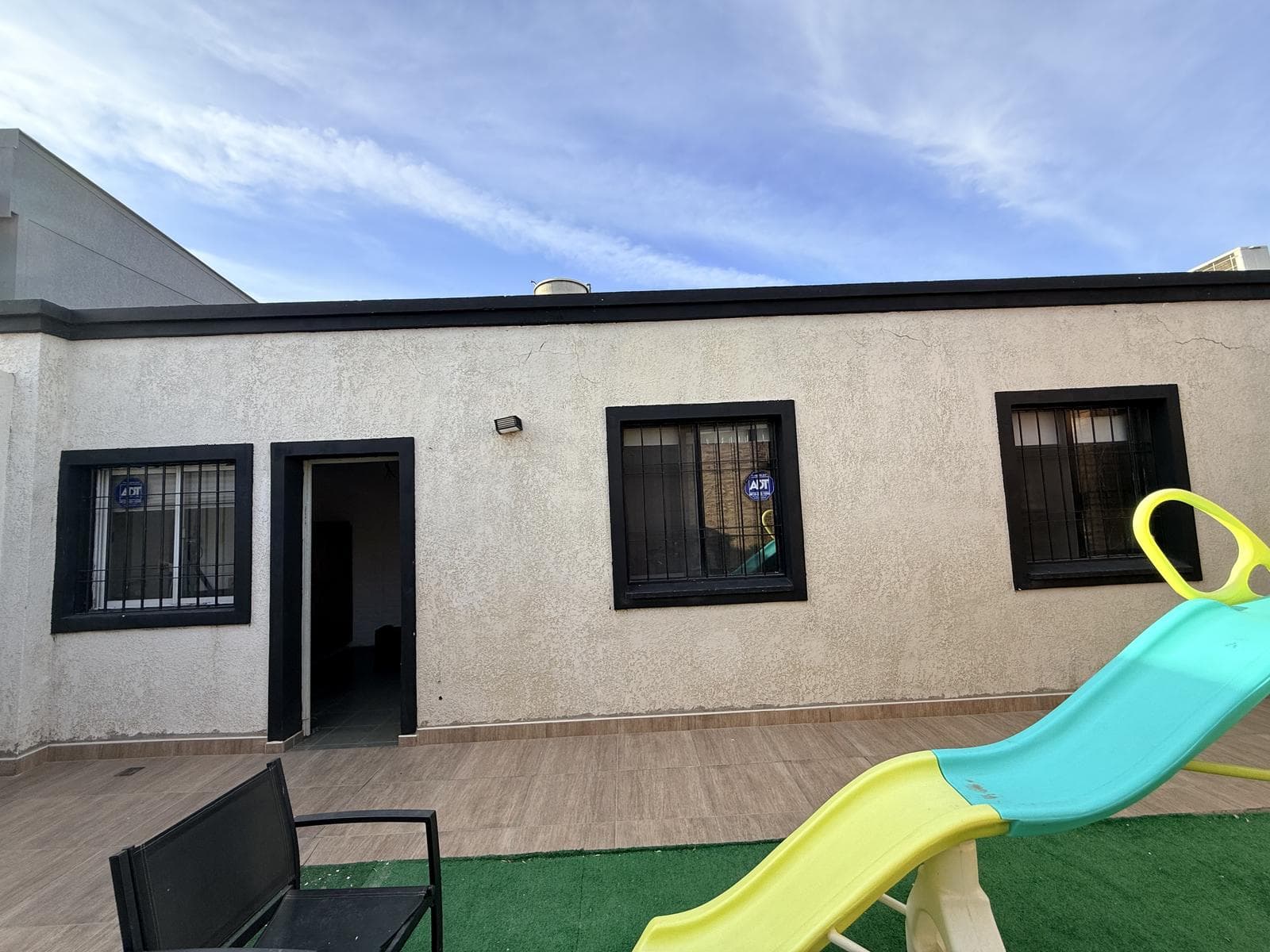 House for Sale Eligible for Financing in the Luzuriaga Maipu Municipal Neighborhood