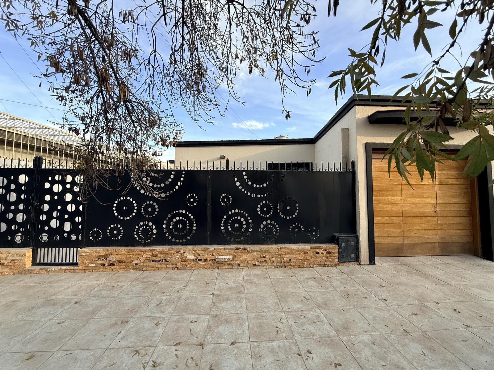 House for Sale Eligible for Financing in the Luzuriaga Maipu Municipal Neighborhood