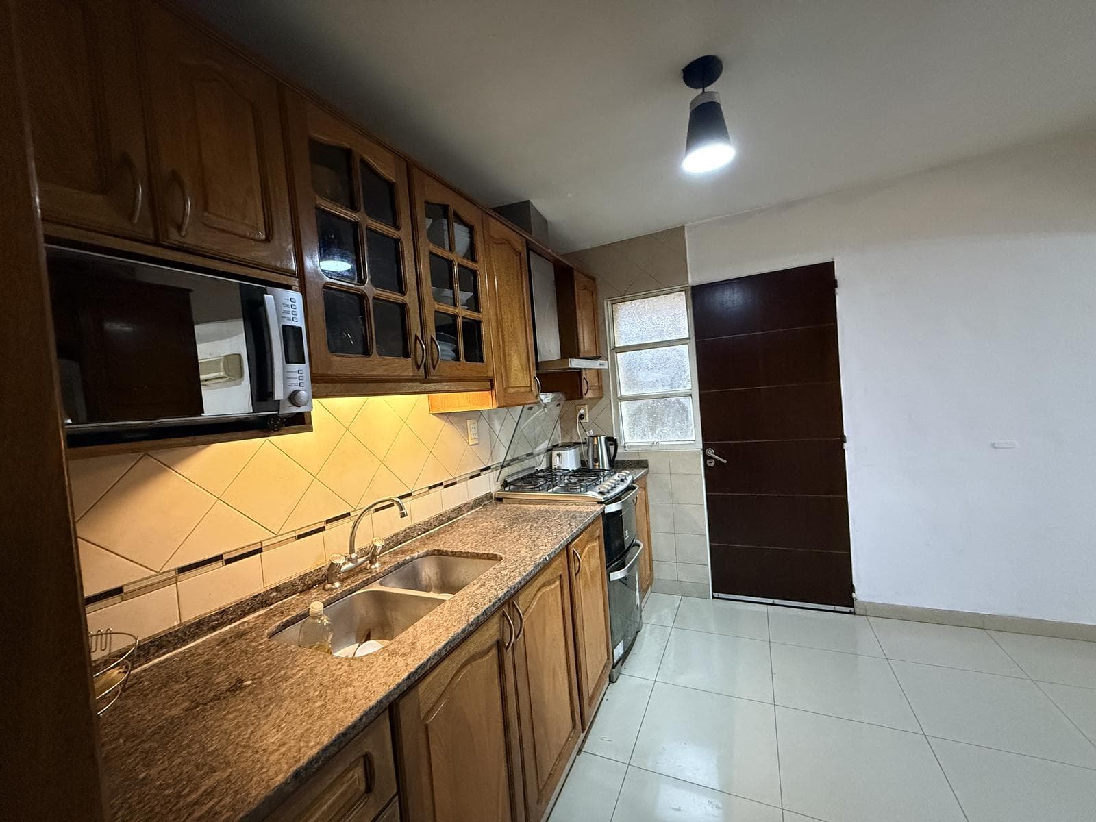 House for Sale Eligible for Financing in the Luzuriaga Maipu Municipal Neighborhood
