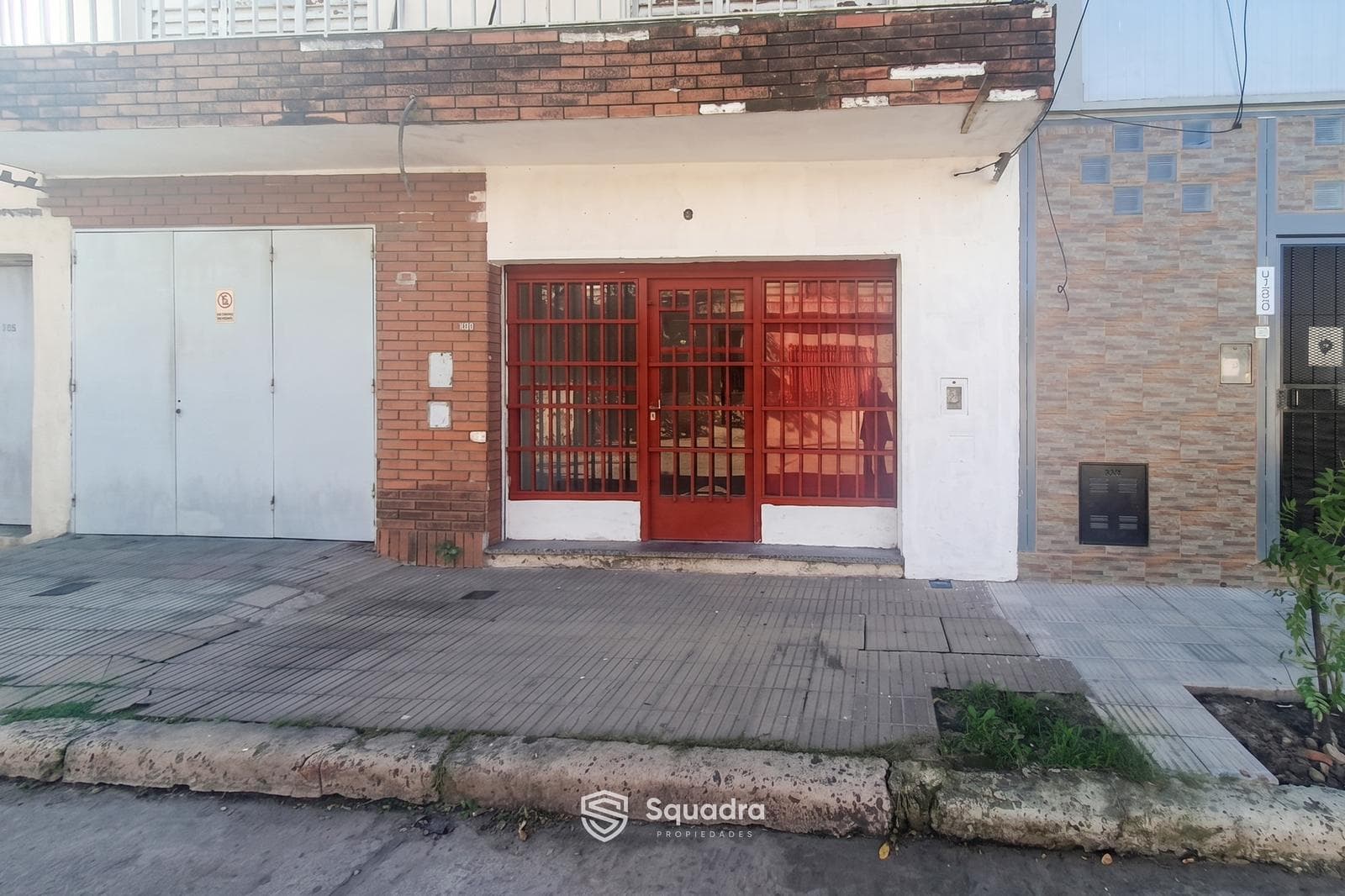 FOR RENT - Commercial Space - South Area, Rosario.