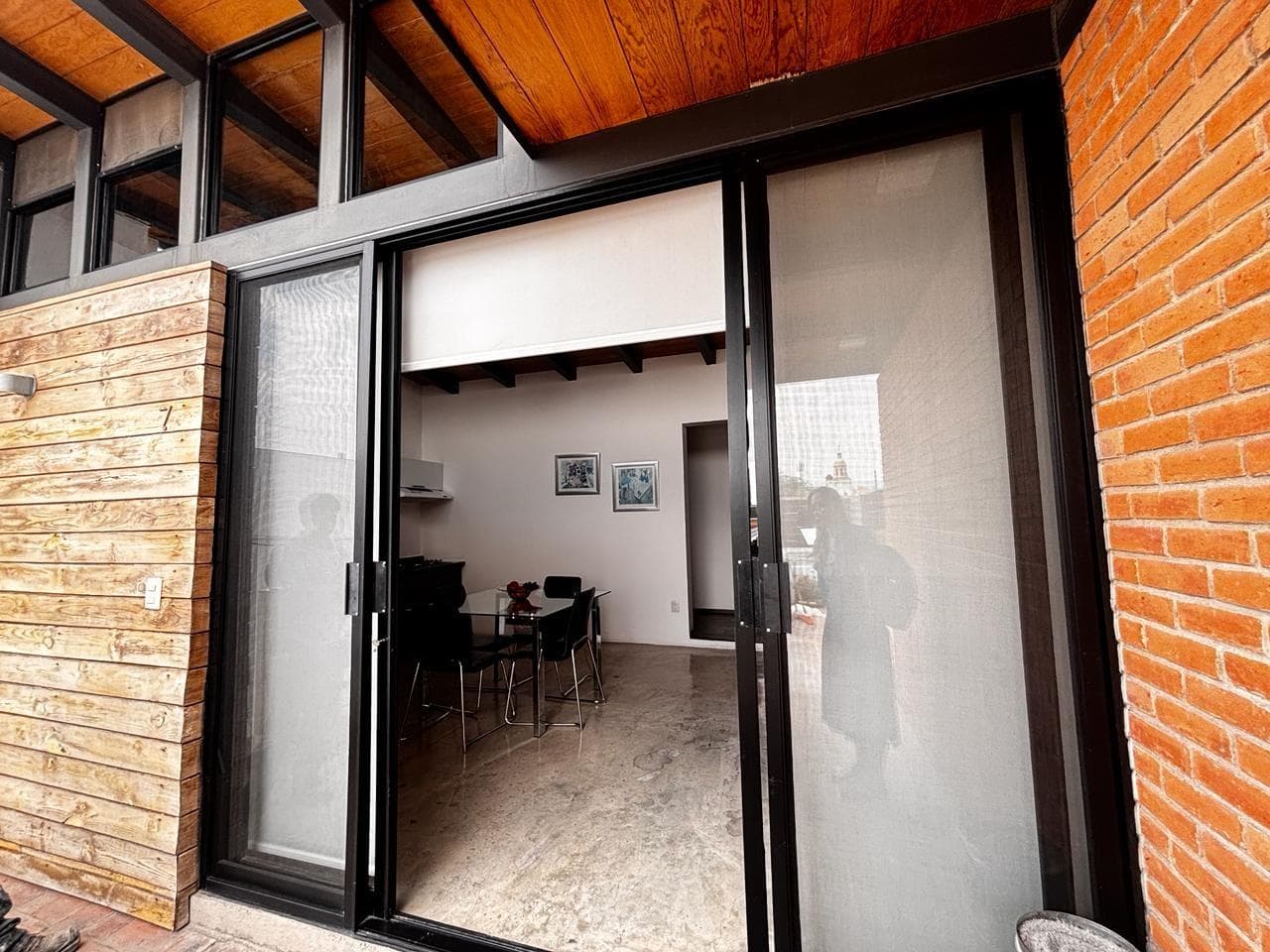 Furnished loft, 2 bedrooms in the Historic District