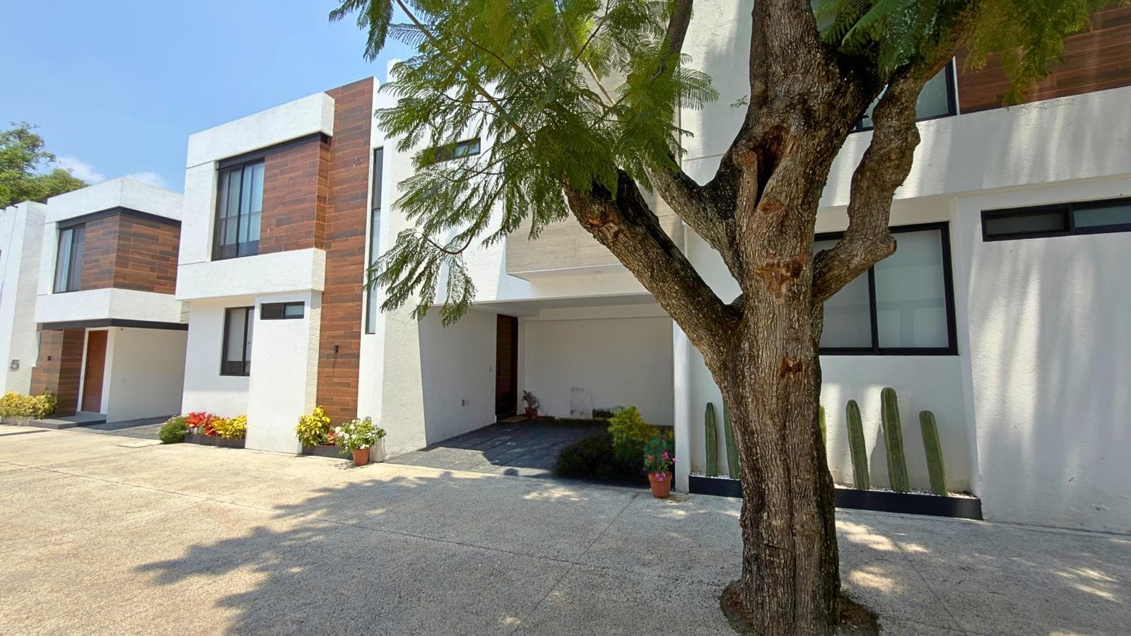 House for Sale on Calzada Actores, Cuernavaca