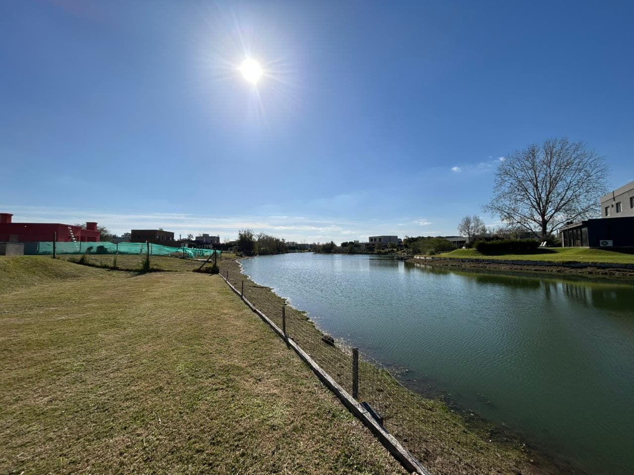 House in El Canton - North of the lagoon GREAT OPPORTUNITY, NORTHEAST-FACING