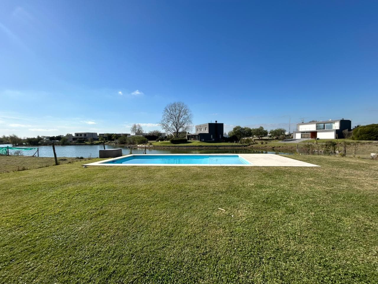 House in El Canton - North of the lagoon GREAT OPPORTUNITY, NORTHEAST-FACING