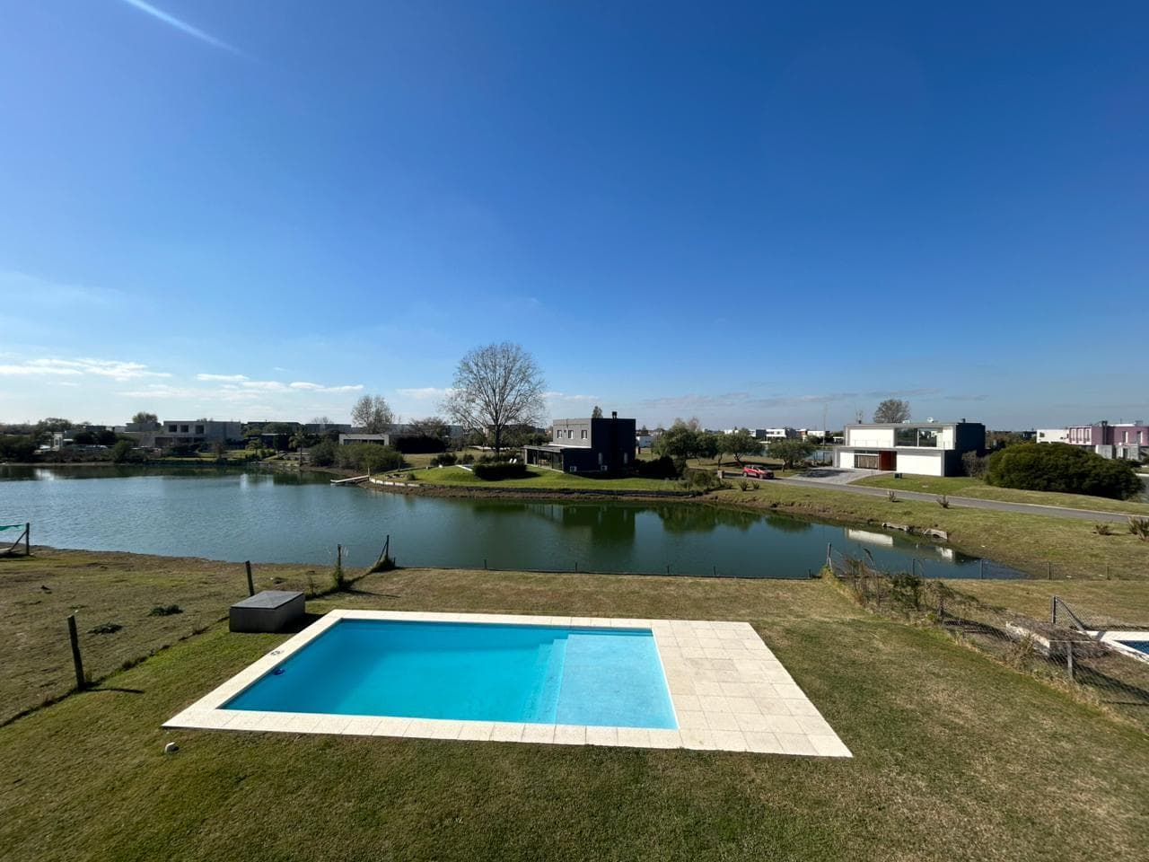 House in El Canton - North of the lagoon GREAT OPPORTUNITY, NORTHEAST-FACING