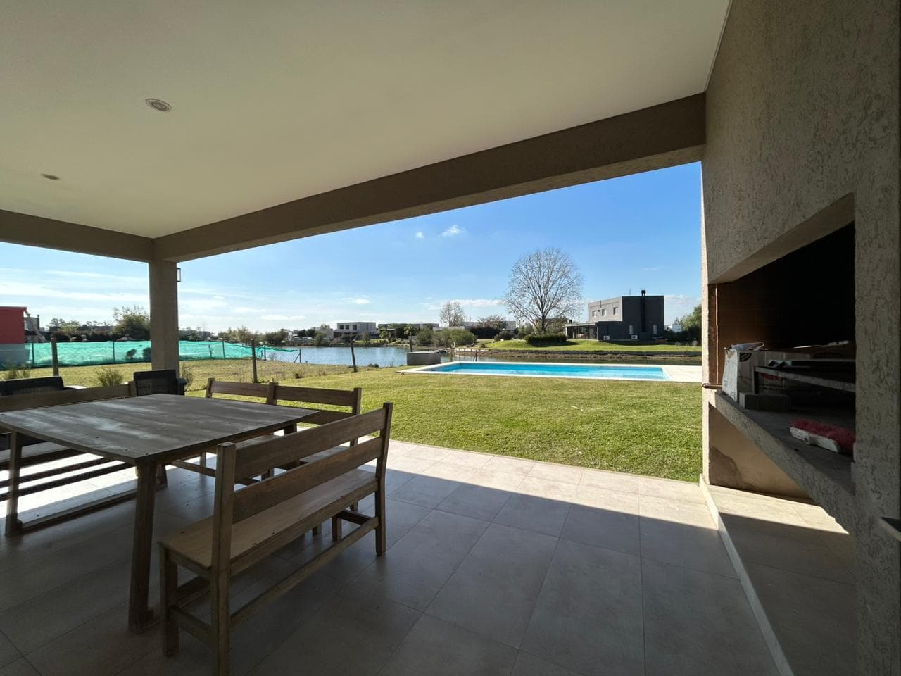 House in El Canton - North of the lagoon GREAT OPPORTUNITY, NORTHEAST-FACING