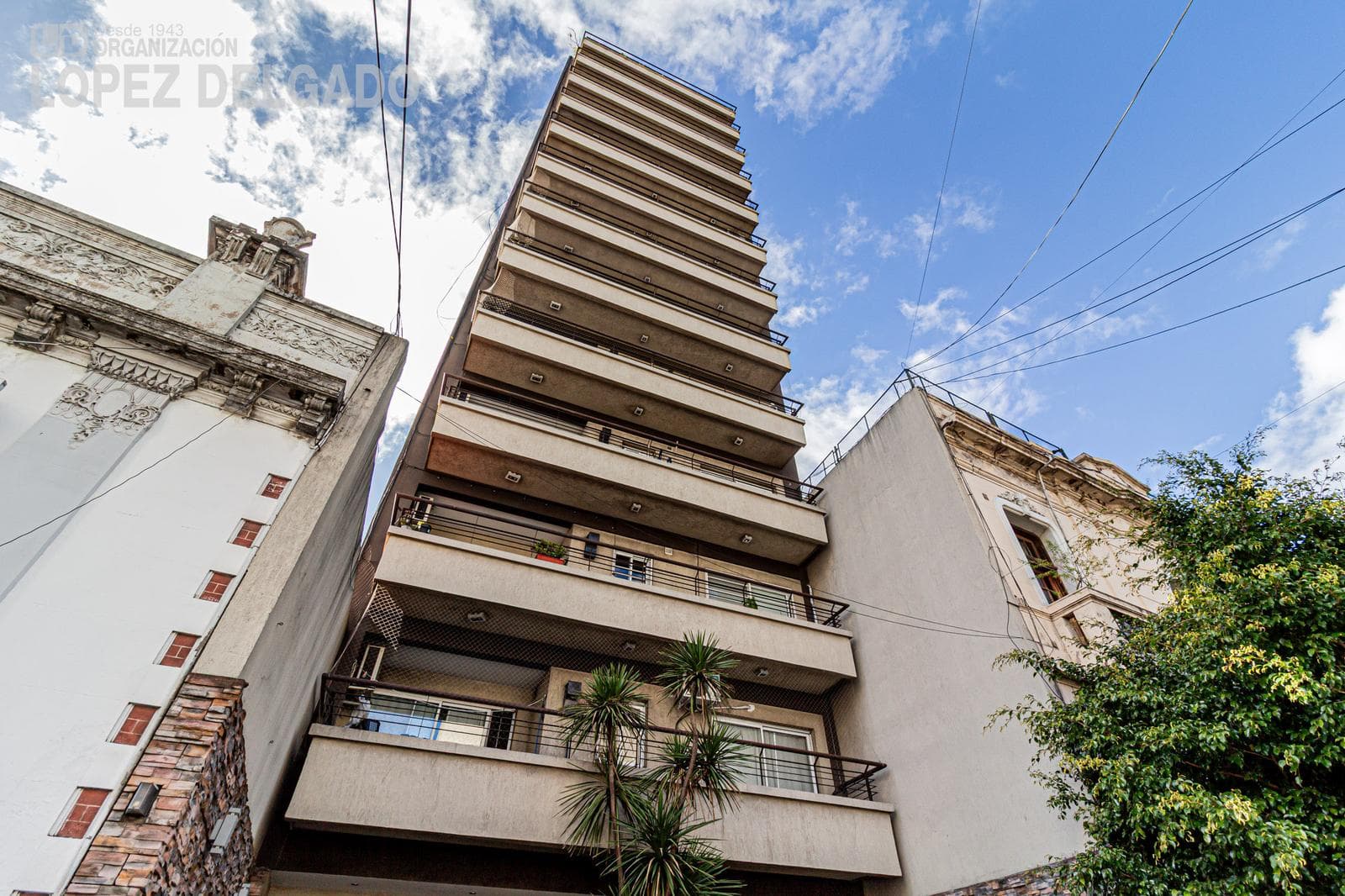 One-bedroom apartment with a balcony facing the rear of the building in Villa Gral. Mitre