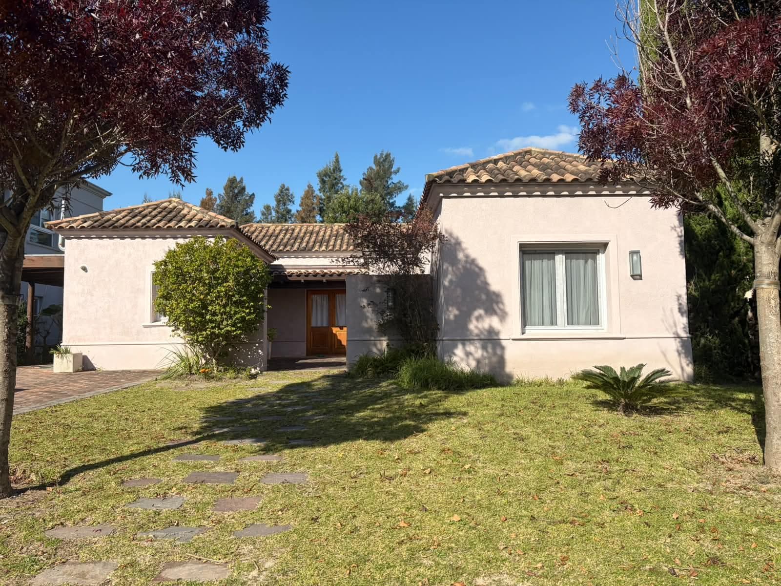 House for Sale, Eligible for Mortgage, 5 Rooms, Santa Teresa Neighborhood, Villanueva, Tigre