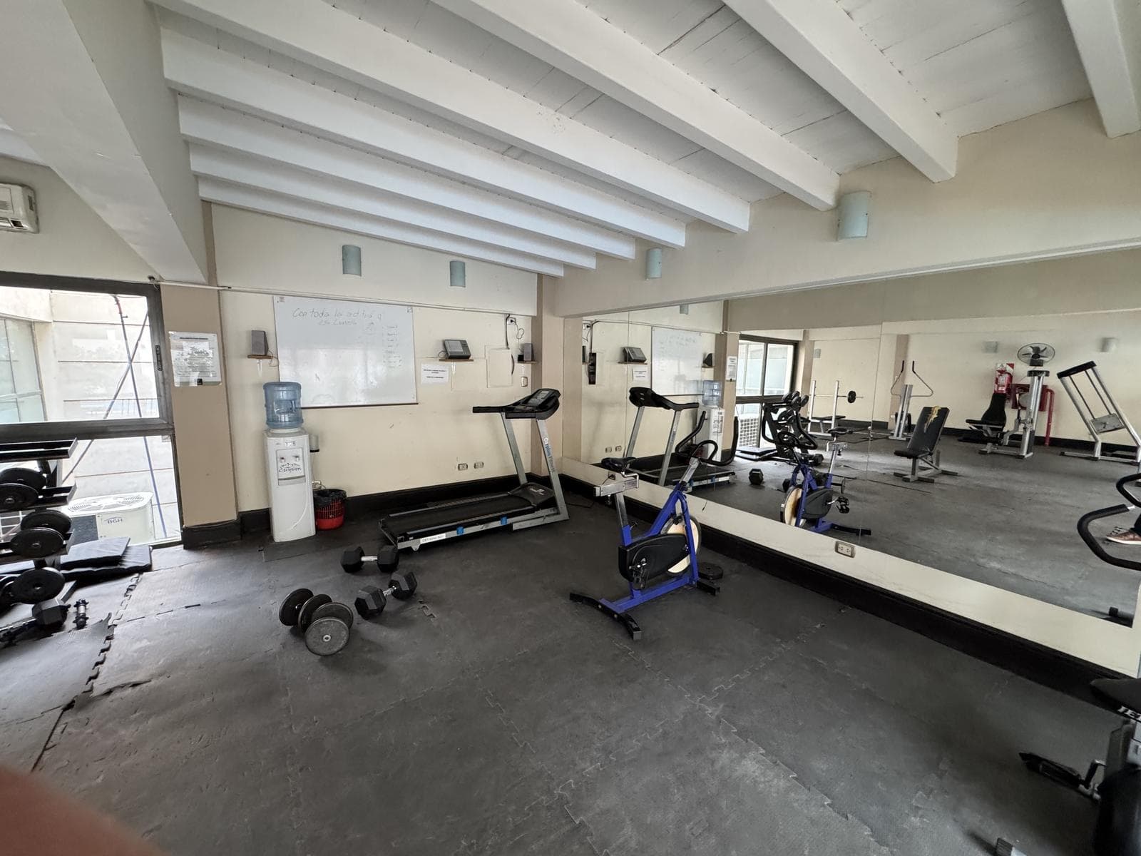 Apartment for Sale in Mendoza with Amenities and Fully Furnished