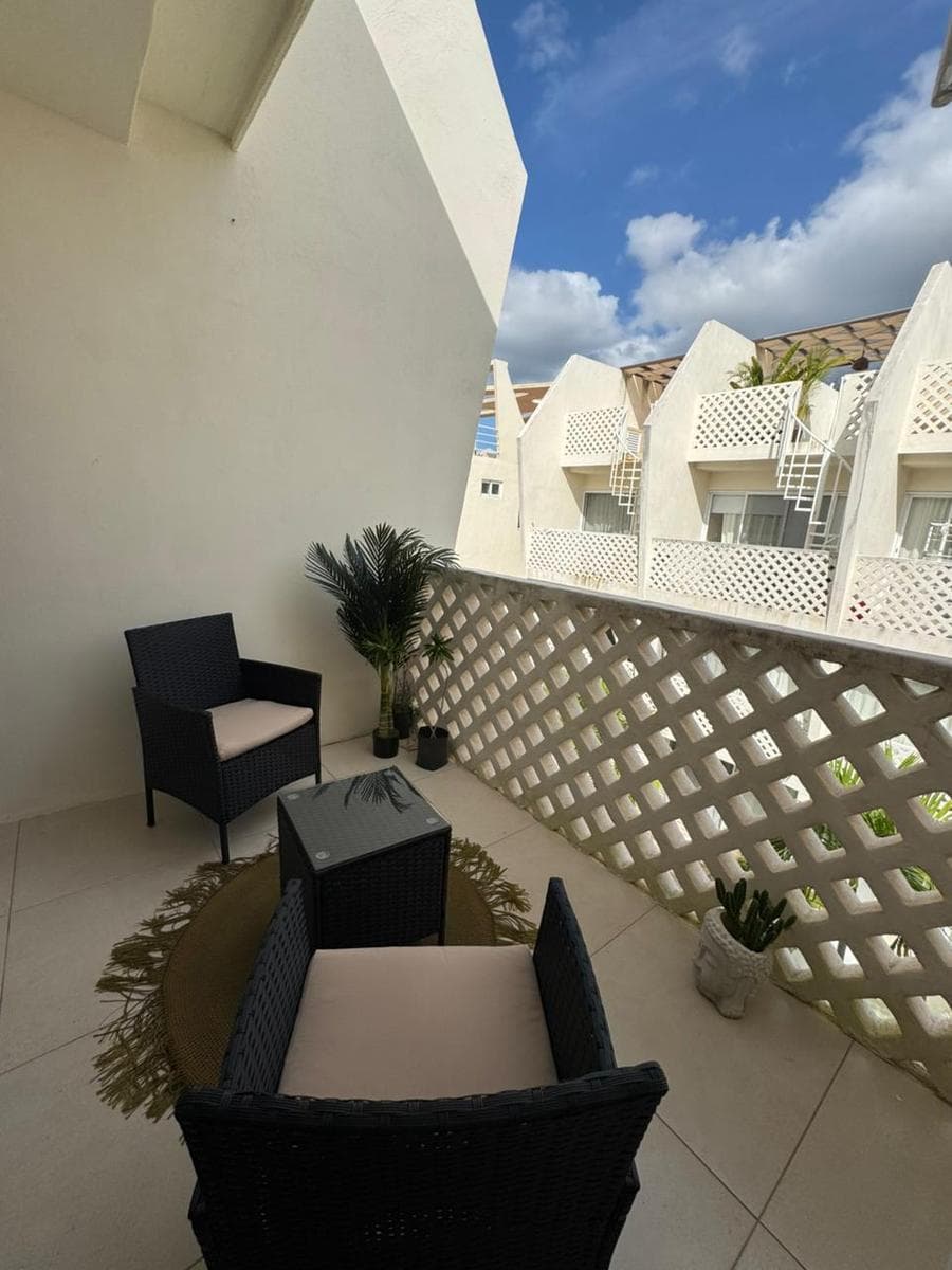 Furnished 1-bedroom apartment with a pool