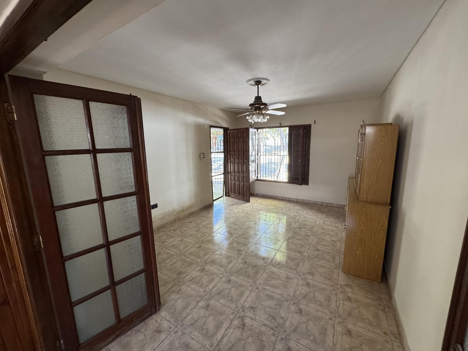 House and 2 additional apartments for sale in Las Heras