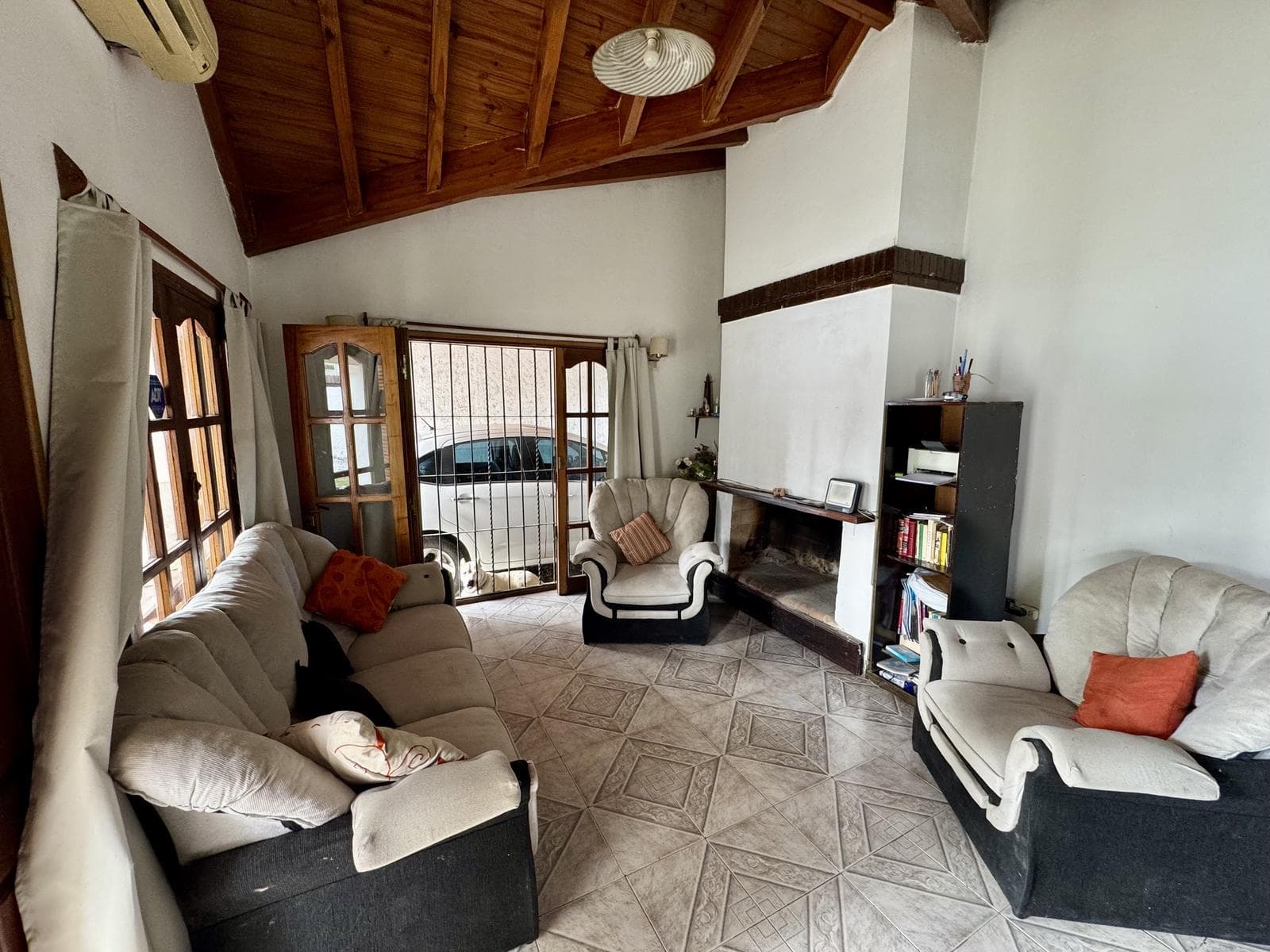 Houses and Apartments for Sale in Tunuyan, Mendoza