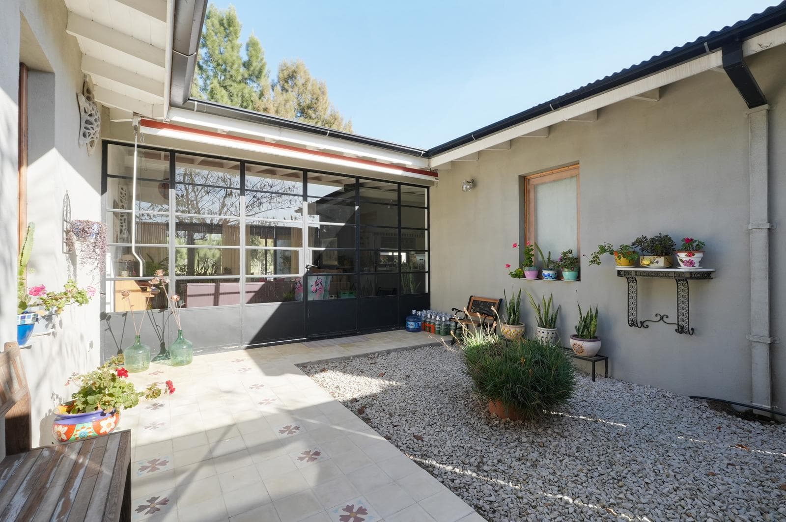VENTA CASA 4 AMBIERTES BARRIO CARDALES VILLAGE