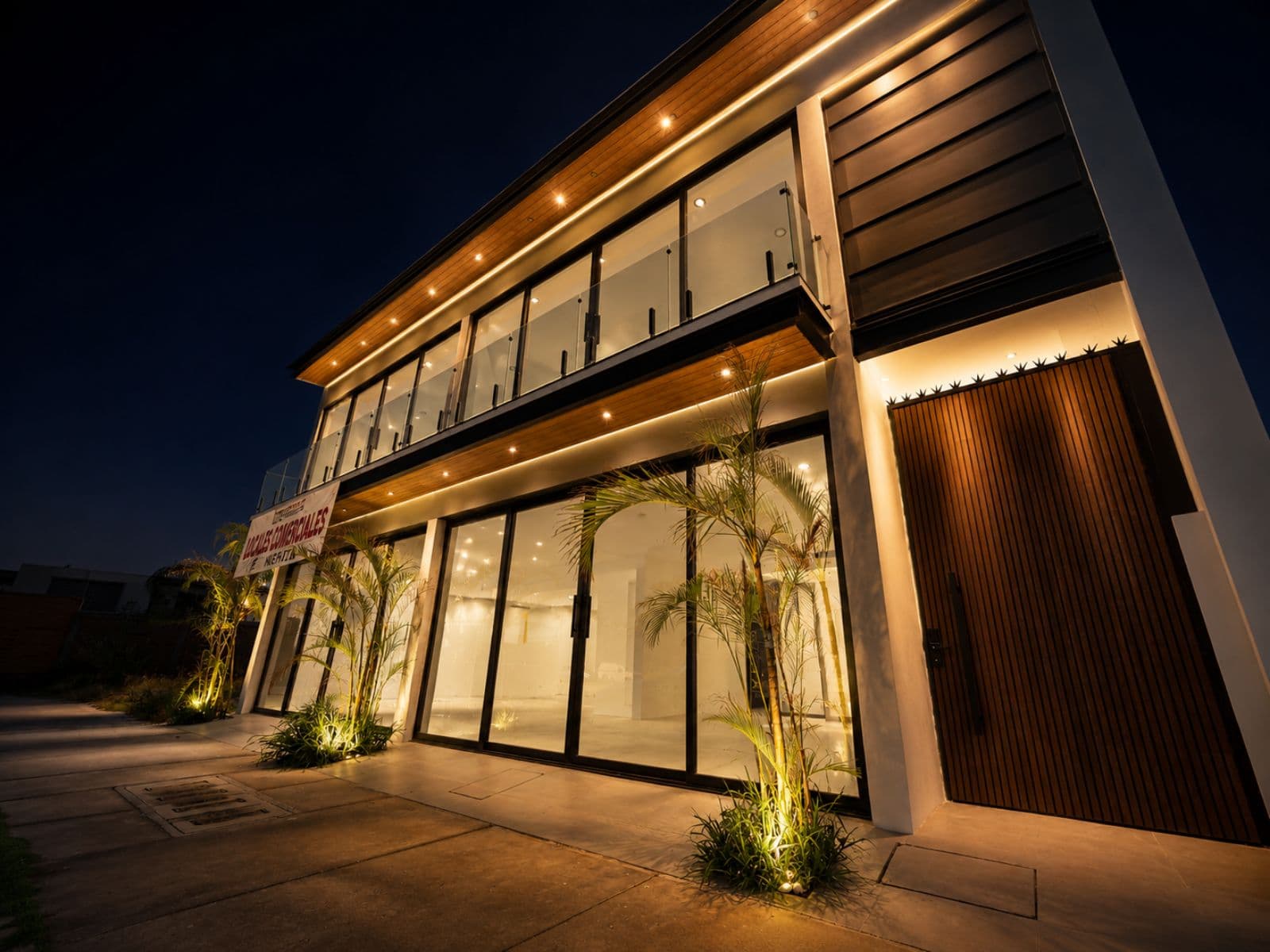 Local - Condominio Loretta